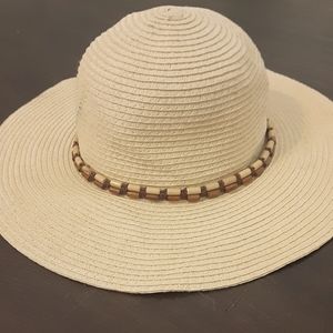 Womens BEACH hat